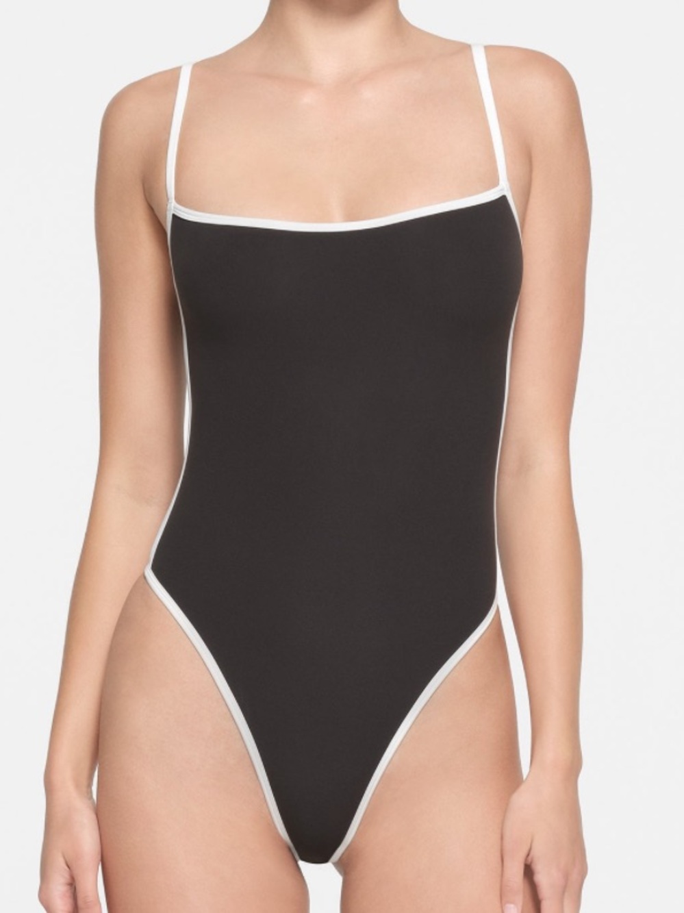 New Skims Fits Everybody Straight neck Thong Bodysuit